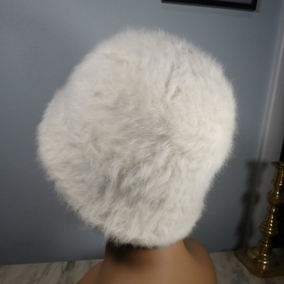 Fabulous! Fun Stylish Fashionable Faux Fur Bucket Hat Ivory - Picture 4 of 11